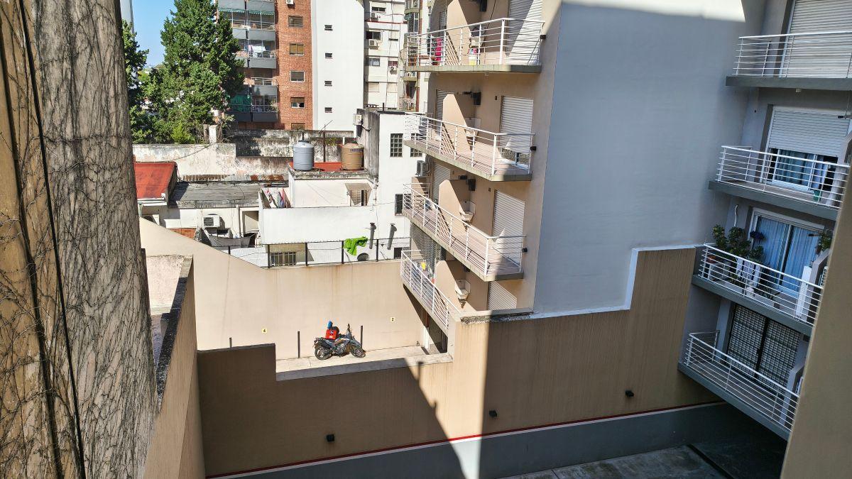DEPARTAMENTO en Flores 2 ambientes - dormitorio principal - Arcudi Propiedades